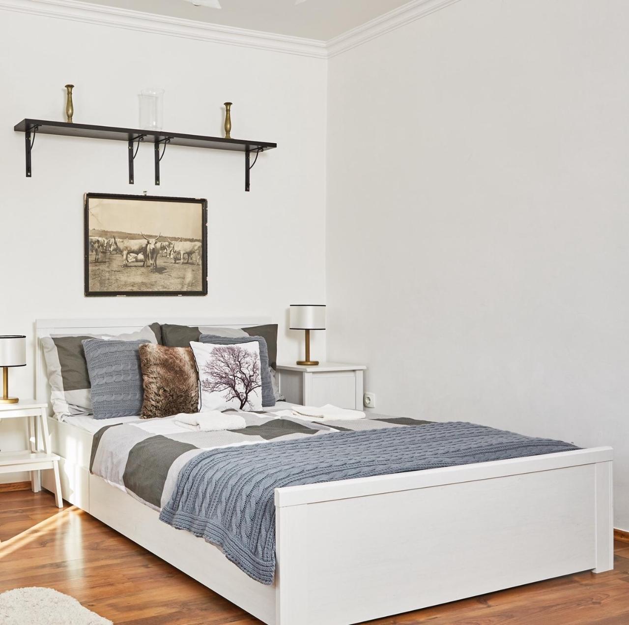 Szarka Vendeghaz Es Pince Apartment Mad Ngoại thất bức ảnh